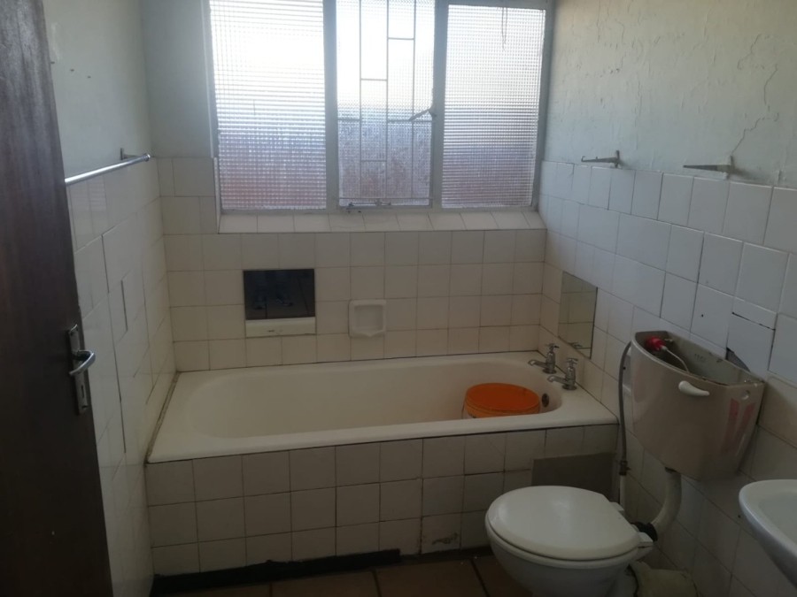 To Let 2 Bedroom Property for Rent in Bloemfontein Free State